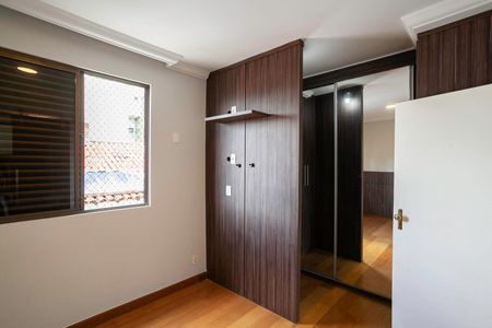 Apartamento à venda com 208m², 5 quartos e 2 vagasSuíte 2