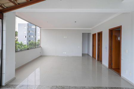 Apartamento à venda com 208m², 5 quartos e 2 vagasCobertura - Sala 2