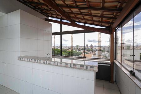 Apartamento à venda com 208m², 5 quartos e 2 vagasCobertura