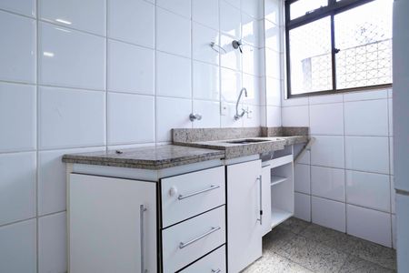 Apartamento à venda com 208m², 5 quartos e 2 vagasÁrea de serviço 