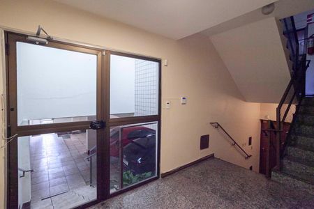 Apartamento à venda com 208m², 5 quartos e 2 vagasHall social
