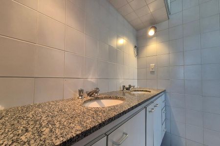 Apartamento para alugar com 65m², 1 quarto e 1 vagaBanheiro