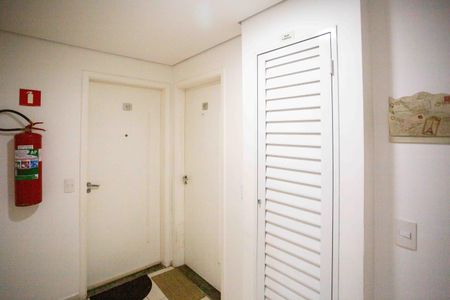 Apartamento à venda com 81m², 3 quartos e 2 vagasHall de entrada