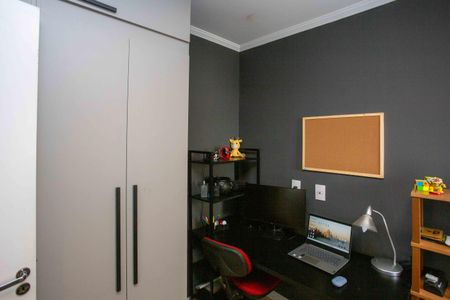 Apartamento à venda com 81m², 3 quartos e 2 vagasQuarto 3