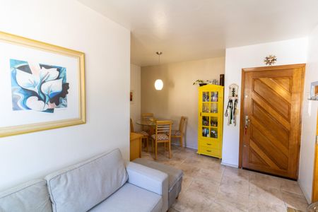 Apartamento à venda com 59m², 2 quartos e 1 vaga Apartamento à venda com 59m², 2 quartos e 1 vagaSala