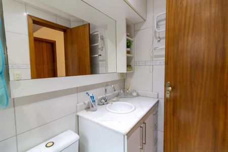 Apartamento à venda com 59m², 2 quartos e 1 vaga Apartamento à venda com 59m², 2 quartos e 1 vagaBanheiro