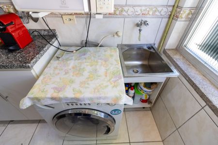 Apartamento à venda com 59m², 2 quartos e 1 vaga Apartamento à venda com 59m², 2 quartos e 1 vagaCozinha e Área de Serviço