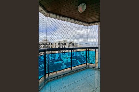 Apartamento para alugar com 280m², 5 quartos e 3 vagasSacada do Quarto 3