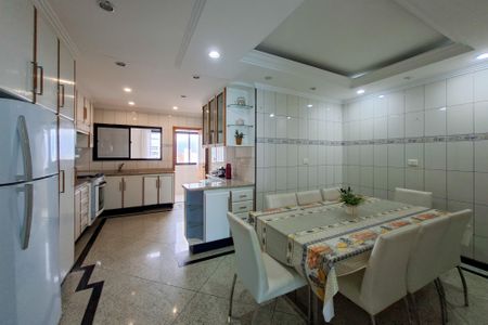 Apartamento para alugar com 280m², 5 quartos e 3 vagasCozinha 