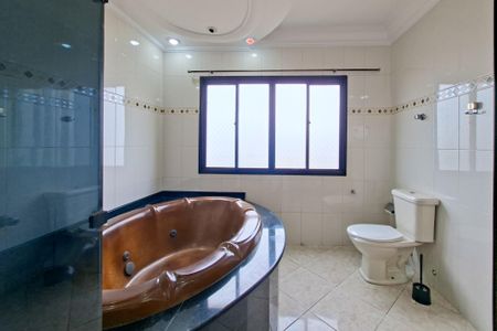 Apartamento para alugar com 280m², 5 quartos e 3 vagasBanheiro da Suíte