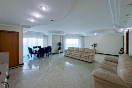 Apartamento para alugar com 280m², 5 quartos e 3 vagasSala