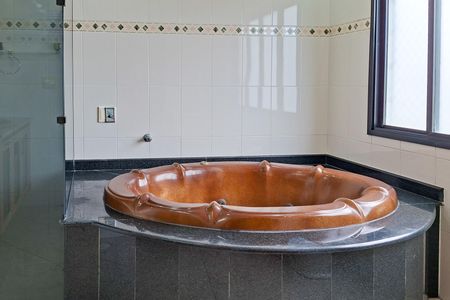 Apartamento para alugar com 280m², 5 quartos e 3 vagasBanheiro da Suíte