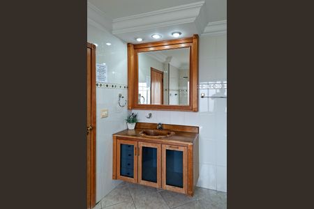 Apartamento para alugar com 280m², 5 quartos e 3 vagasBanheiro da Suíte