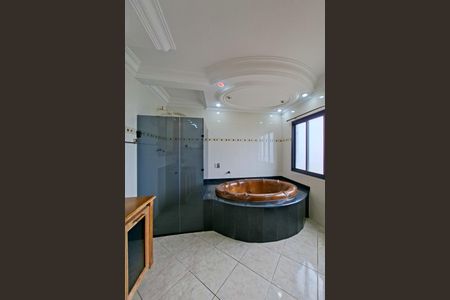 Apartamento para alugar com 280m², 5 quartos e 3 vagasBanheiro da Suíte