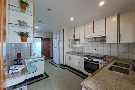 Apartamento para alugar com 280m², 5 quartos e 3 vagasCozinha 