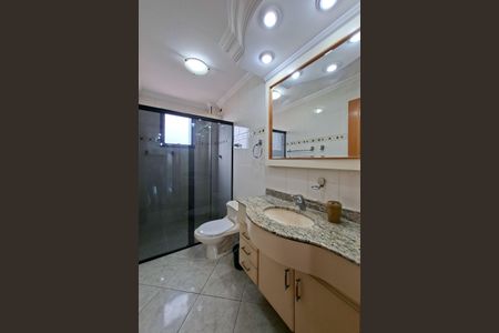 Apartamento para alugar com 280m², 5 quartos e 3 vagasBanheiro 