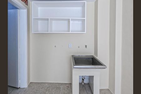 Casa à venda com 240m², 3 quartos e 2 vagas