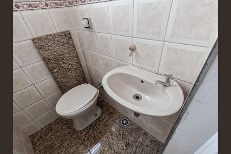 Casa à venda com 240m², 3 quartos e 2 vagas