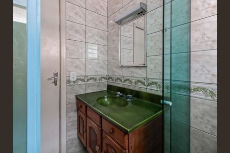 Casa à venda com 240m², 3 quartos e 2 vagas