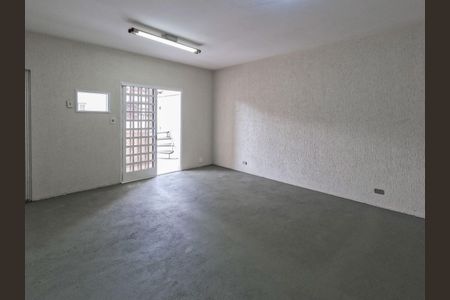 Casa à venda com 240m², 3 quartos e 2 vagas