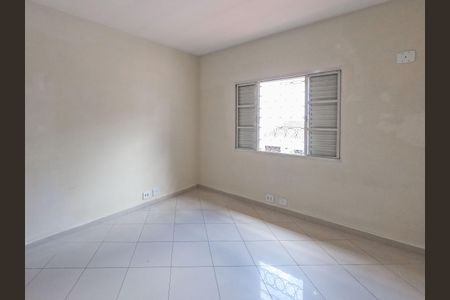 Casa à venda com 240m², 3 quartos e 2 vagas