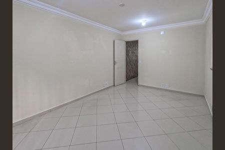 Casa à venda com 240m², 3 quartos e 2 vagas