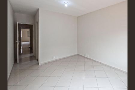 Casa à venda com 240m², 3 quartos e 2 vagas