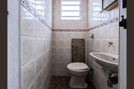 Casa à venda com 240m², 3 quartos e 2 vagas