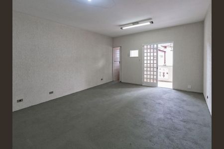 Casa à venda com 240m², 3 quartos e 2 vagas