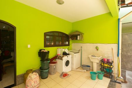 Casa para alugar com 300m², 2 quartos e 2 vagas Casa para alugar com 300m², 2 quartos e 2 vagasÁrea de Serviço