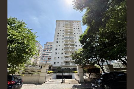 Apartamento para alugar com 98m², 3 quartos e 1 vagaFachada 