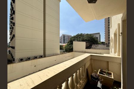 Apartamento para alugar com 98m², 3 quartos e 1 vagaSacada 