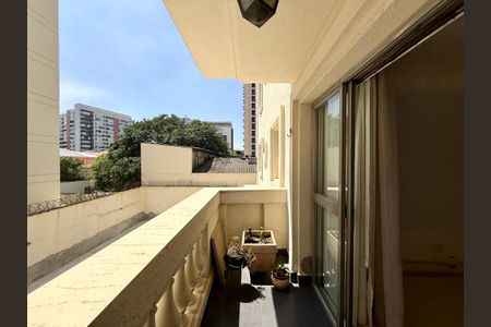 Apartamento para alugar com 98m², 3 quartos e 1 vagaSacada 