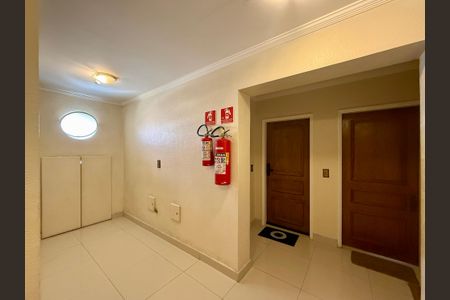 Apartamento para alugar com 98m², 3 quartos e 1 vagaHall Apartamento 
