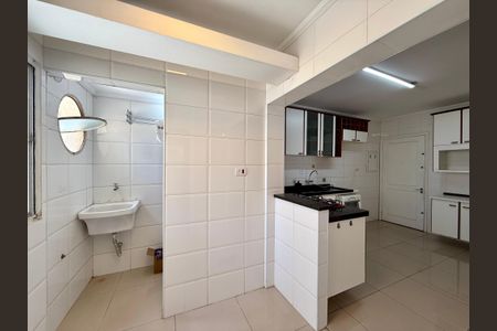 Apartamento para alugar com 98m², 3 quartos e 1 vagaÁrea de Serviço