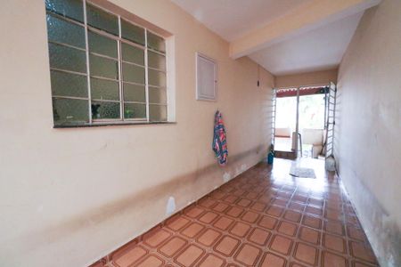 Casa à venda com 156m², 2 quartos e 2 vagasQuintal