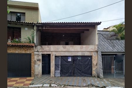 Casa à venda com 156m², 2 quartos e 2 vagasFachada