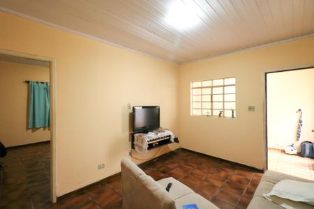 Casa à venda com 156m², 2 quartos e 2 vagasSala
