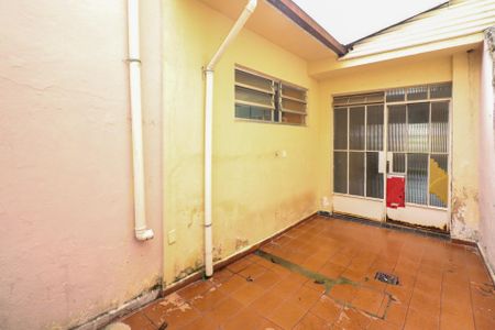 Casa à venda com 156m², 2 quartos e 2 vagasQuintal