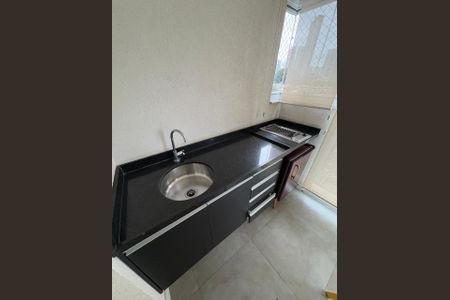 Cozinha de apartamento à venda com 1 quarto, 50m² em Jardim Analia Franco, São Paulo