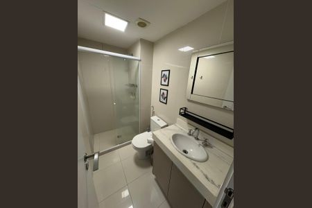 Banheiro de apartamento à venda com 1 quarto, 50m² em Jardim Analia Franco, São Paulo