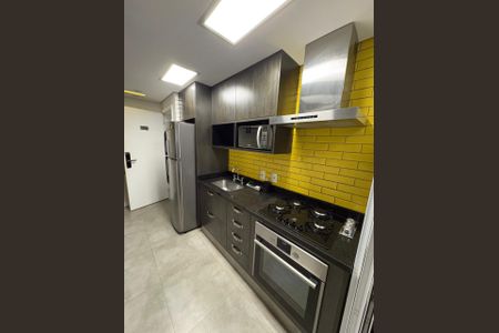 Cozinha de apartamento à venda com 1 quarto, 50m² em Jardim Analia Franco, São Paulo