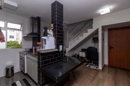 Apartamento para alugar com 114m², 2 quartos e 2 vagasCozinha