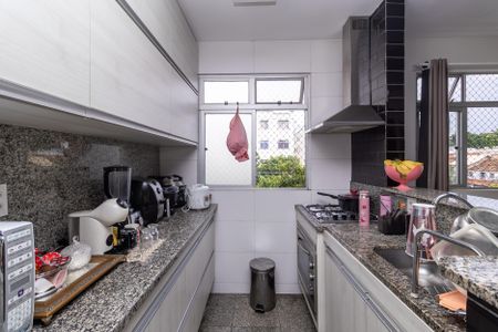 Apartamento para alugar com 114m², 2 quartos e 2 vagasCozinha