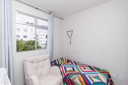 Quarto 2 de apartamento para alugar com 2 quartos, 114m² em Itapoã, Belo Horizonte