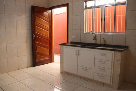 Casa para alugar com 130m², 4 quartos e 2 vagasCozinha