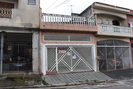 Casa para alugar com 130m², 4 quartos e 2 vagasFachada