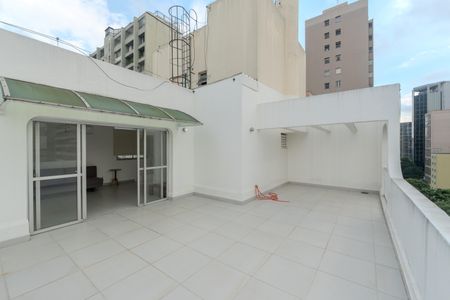 Apartamento à venda com 113m², 1 quarto e 2 vagas Apartamento à venda com 113m², 1 quarto e 2 vagasSacada