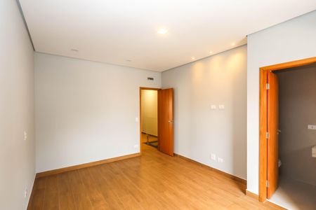 Casa à venda com 120m², 3 quartos e 2 vagasSuíte 3