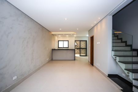 Casa à venda com 120m², 3 quartos e 2 vagasSala e Cozinha